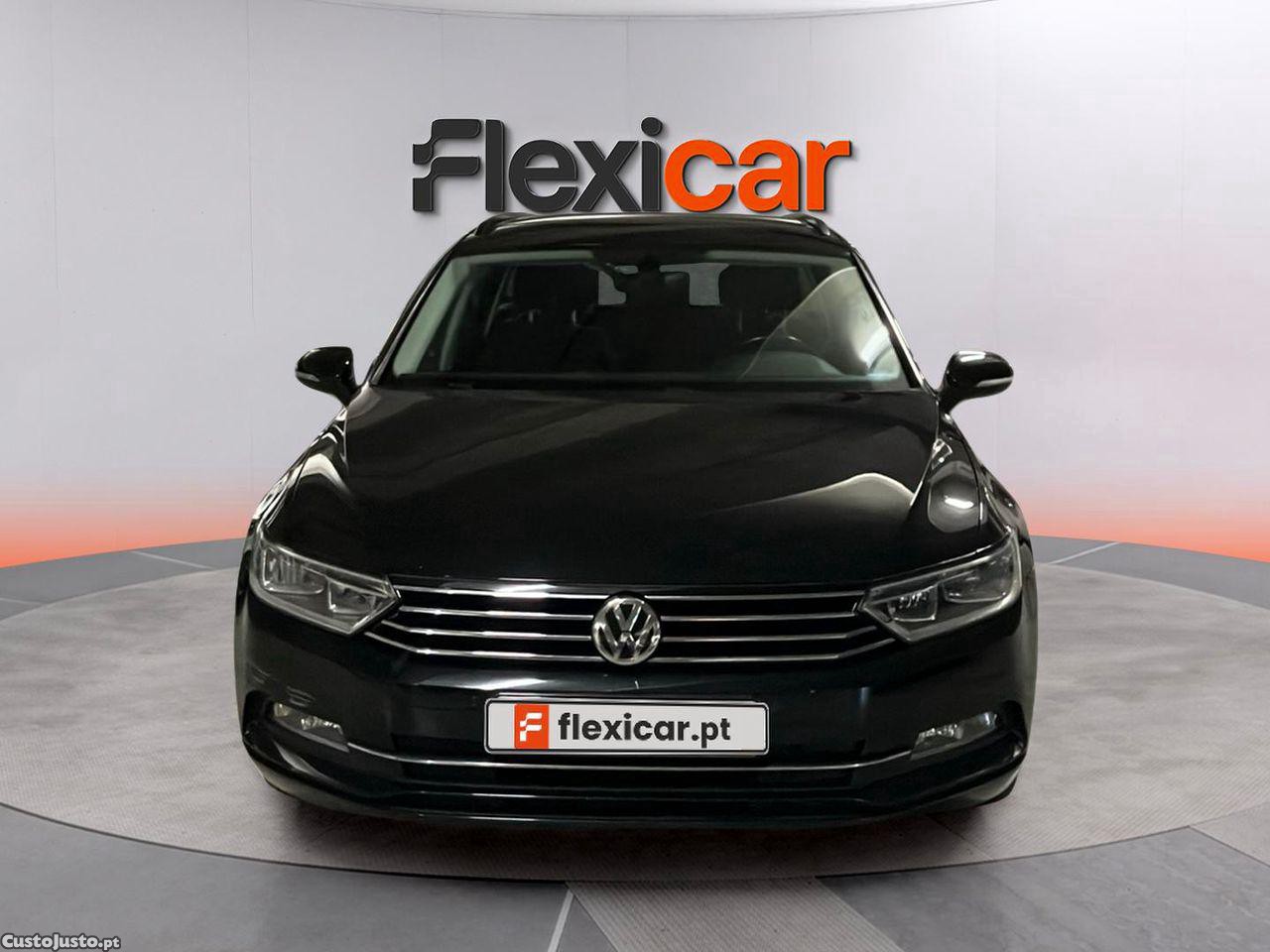 Volkswagen Passat 1.6 TDI Confortline — fotografia 17
