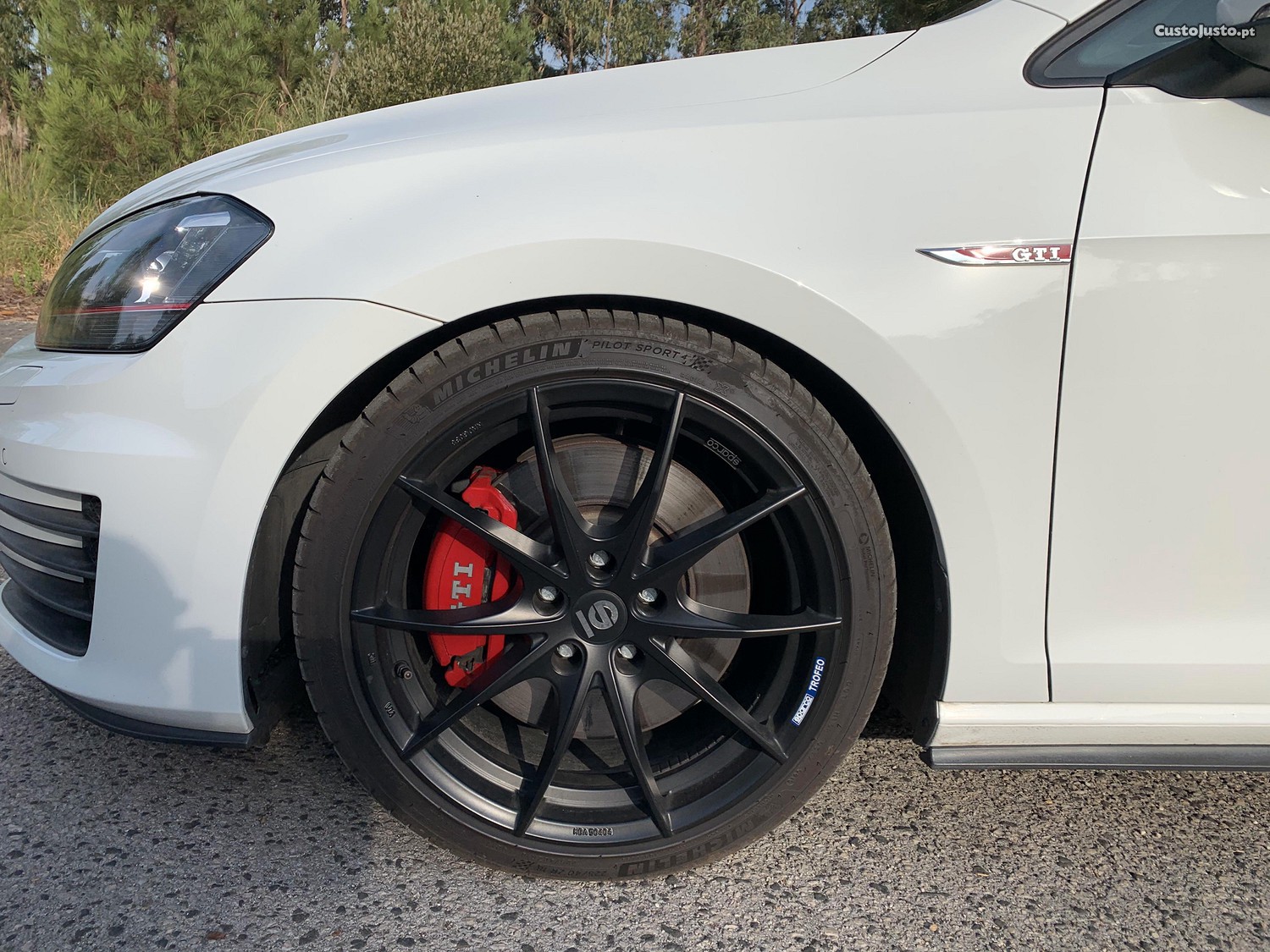 Volkswagen Golf GTI PERFORMANCE — fotografia 7