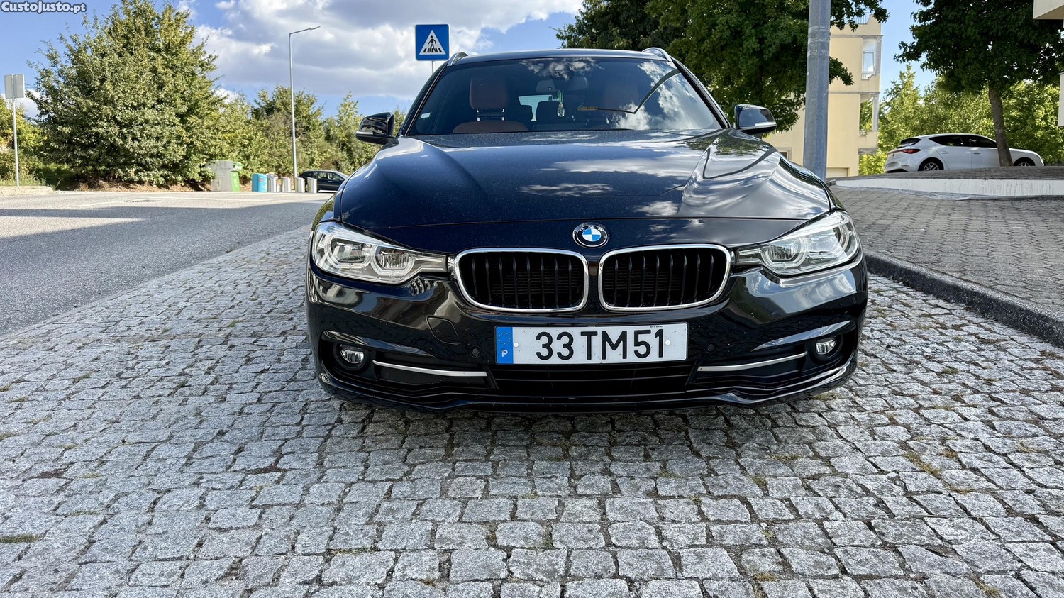 BMW 320 BMW 320d Touring Sport Line Automática F31 320d Efficient Dynamics — photo 4