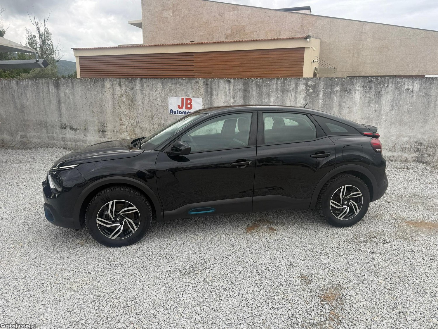 Citroën e-C4 50 kWh Feel — photo 5