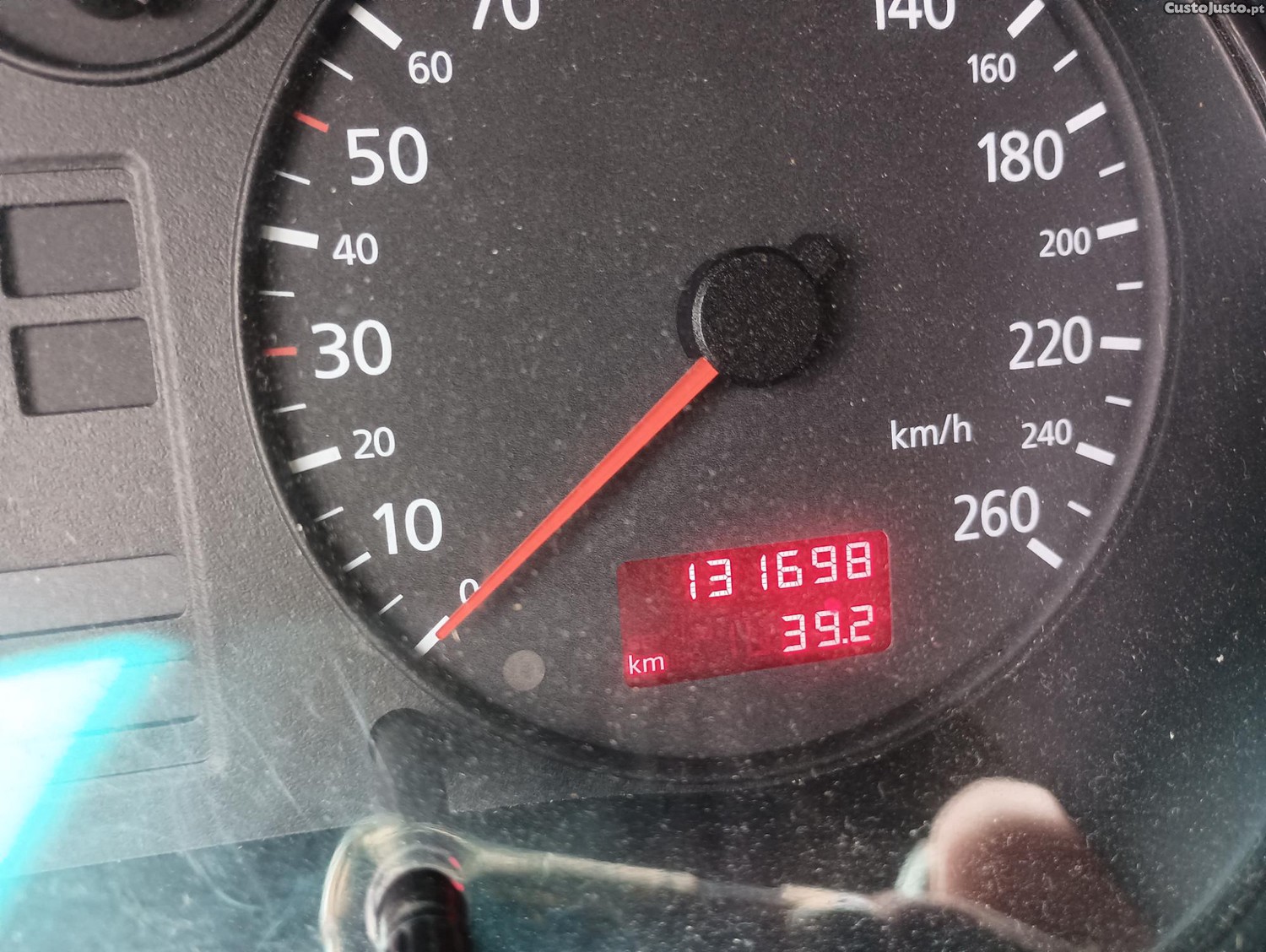 Audi A3 1.6i — fotografia 6