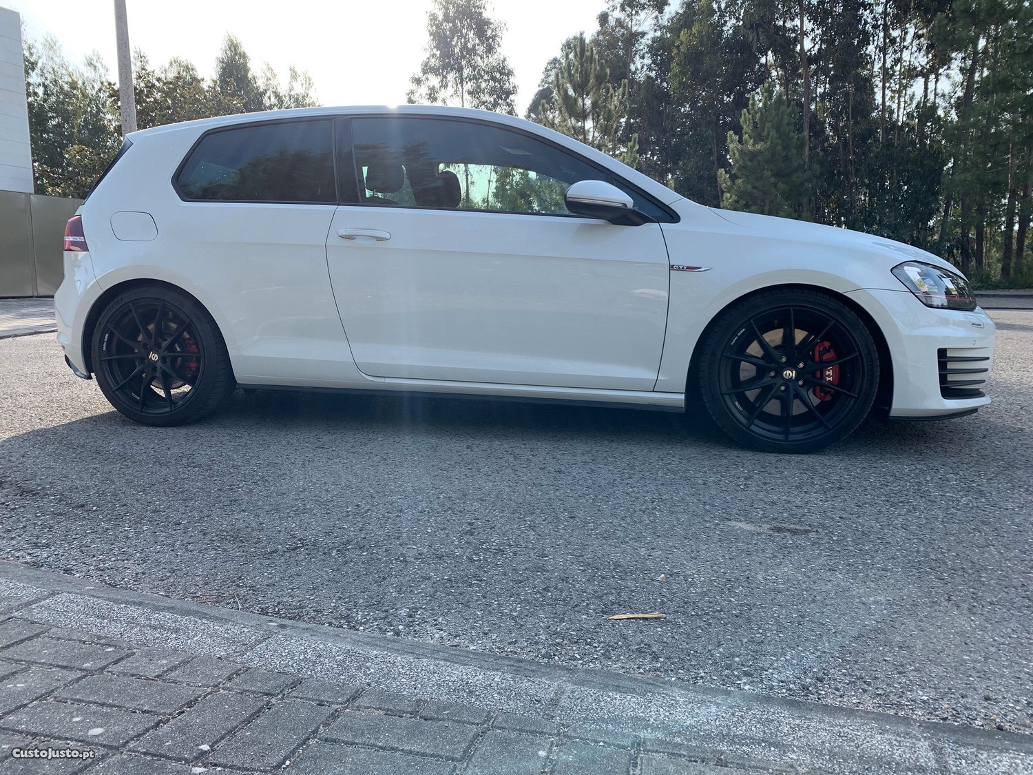 Volkswagen Golf GTI PERFORMANCE — fotografia 4