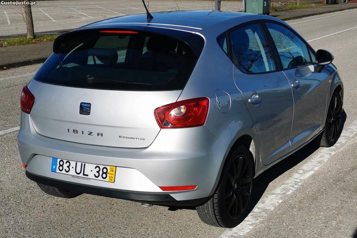Seat Ibiza 1.2 TDI 5 Portas - 14 — photo 4