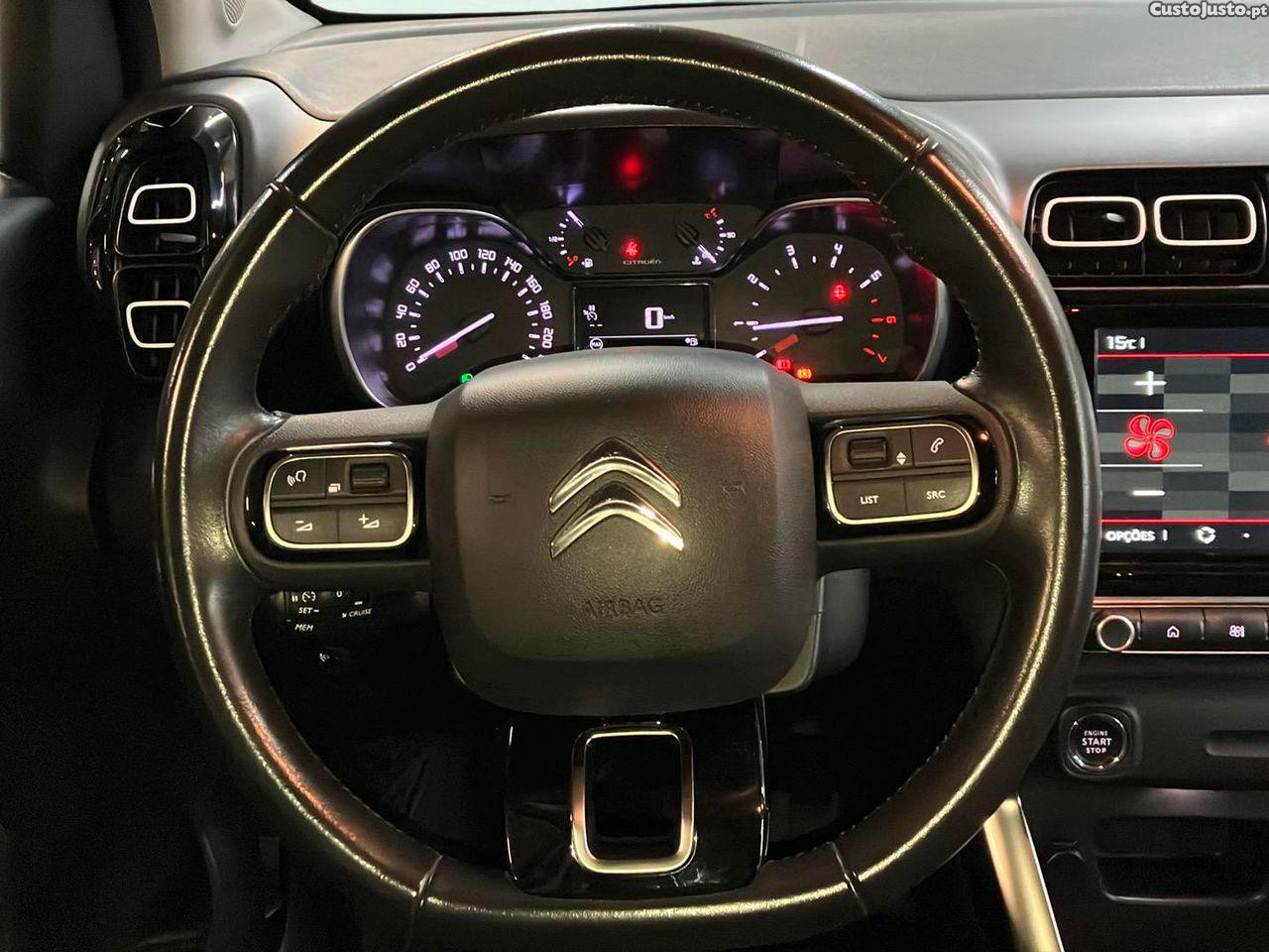 Citroën C3 1.5 BlueHDi Shine — fotografia 14