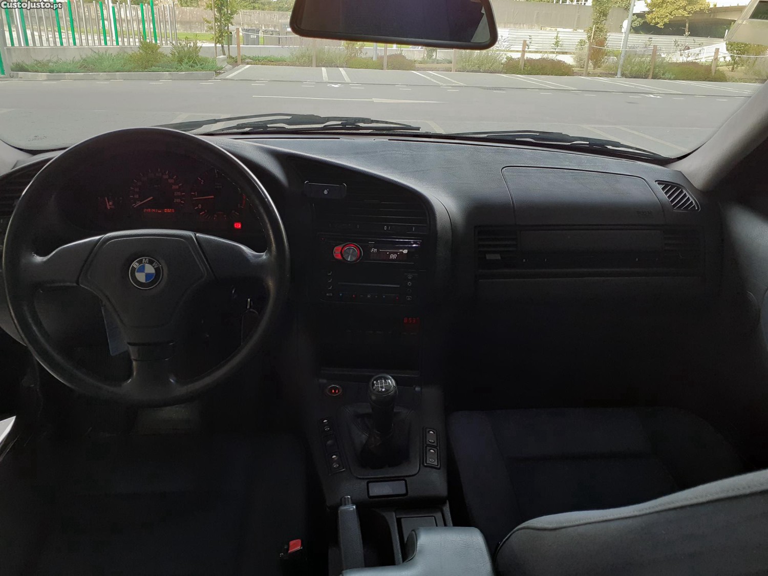 BMW 318 Touring — fotografia 7