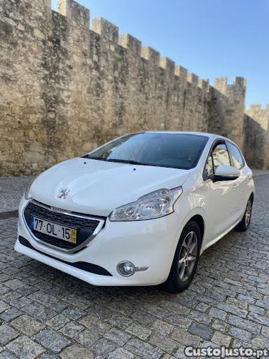 Peugeot 208 1.1 208 - 14 — photo 2