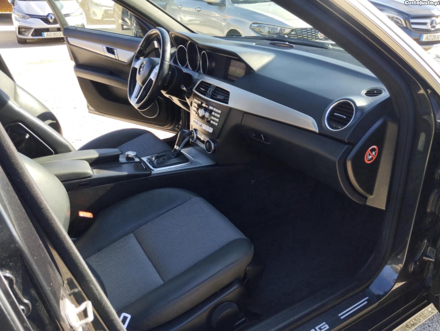 Mercedes-Benz C 220 220 Cdi — fotografia 3