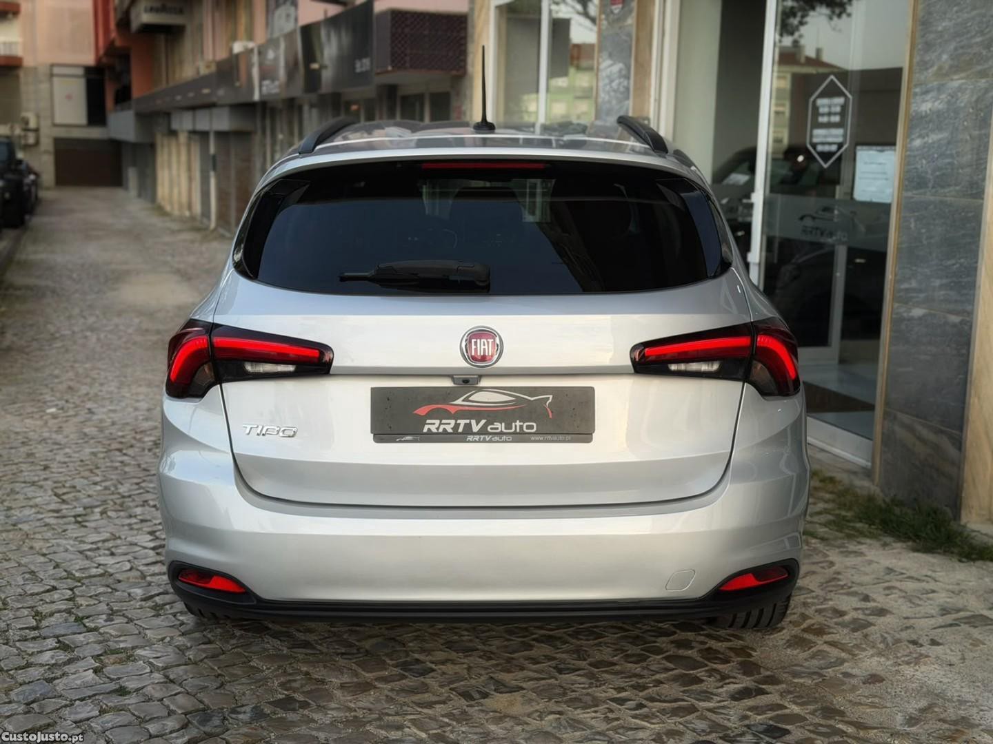 Fiat Tipo 1.0 GSE T3 City Life — fotografia 9