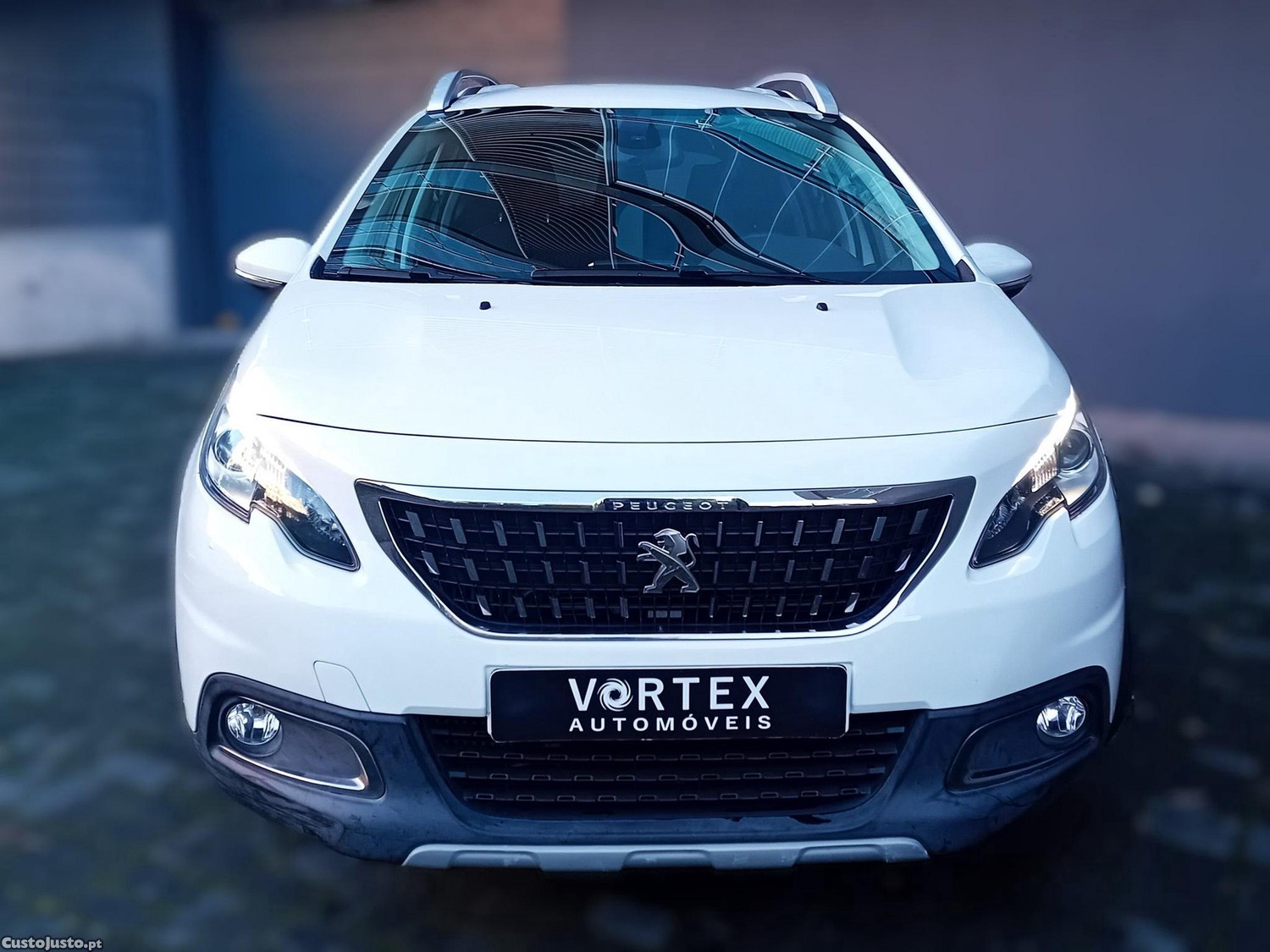 Peugeot 2008 1.2 PureTech Allure EAT6 — fotografia 18