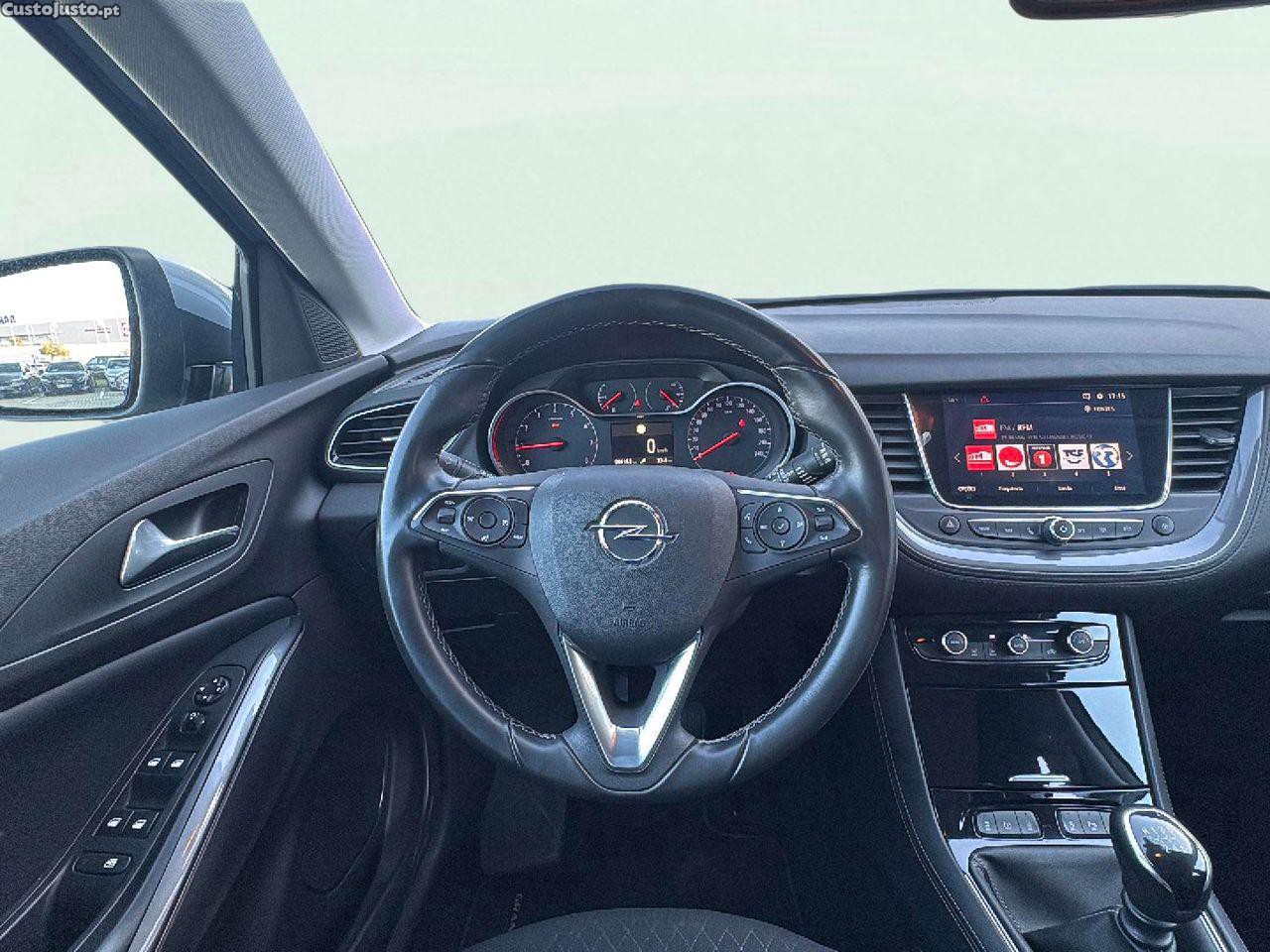 Opel Grandland X 1.2 T Ultimate — fotografia 6