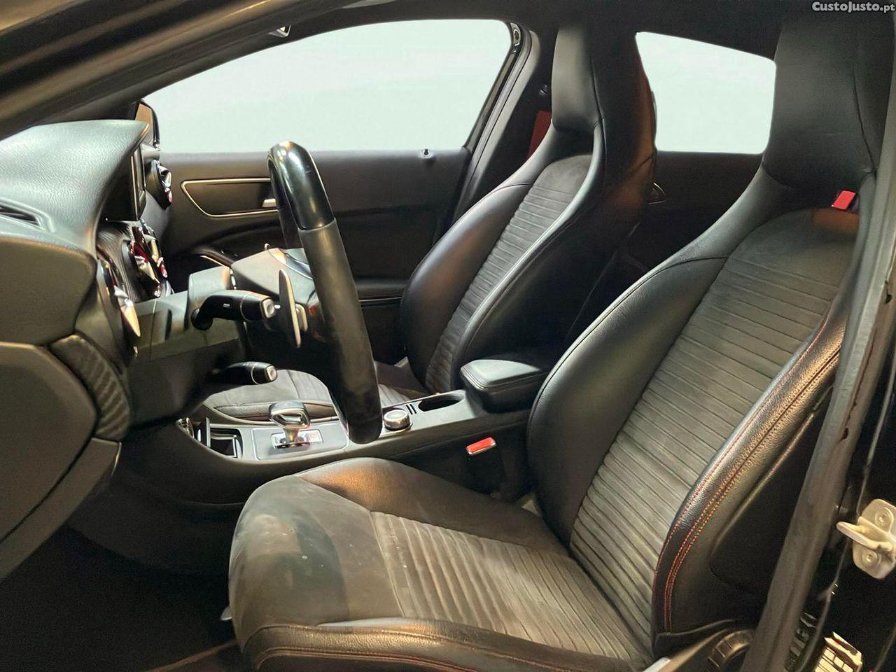 Mercedes-Benz A 45 AMG 4-MATIC — fotografia 9