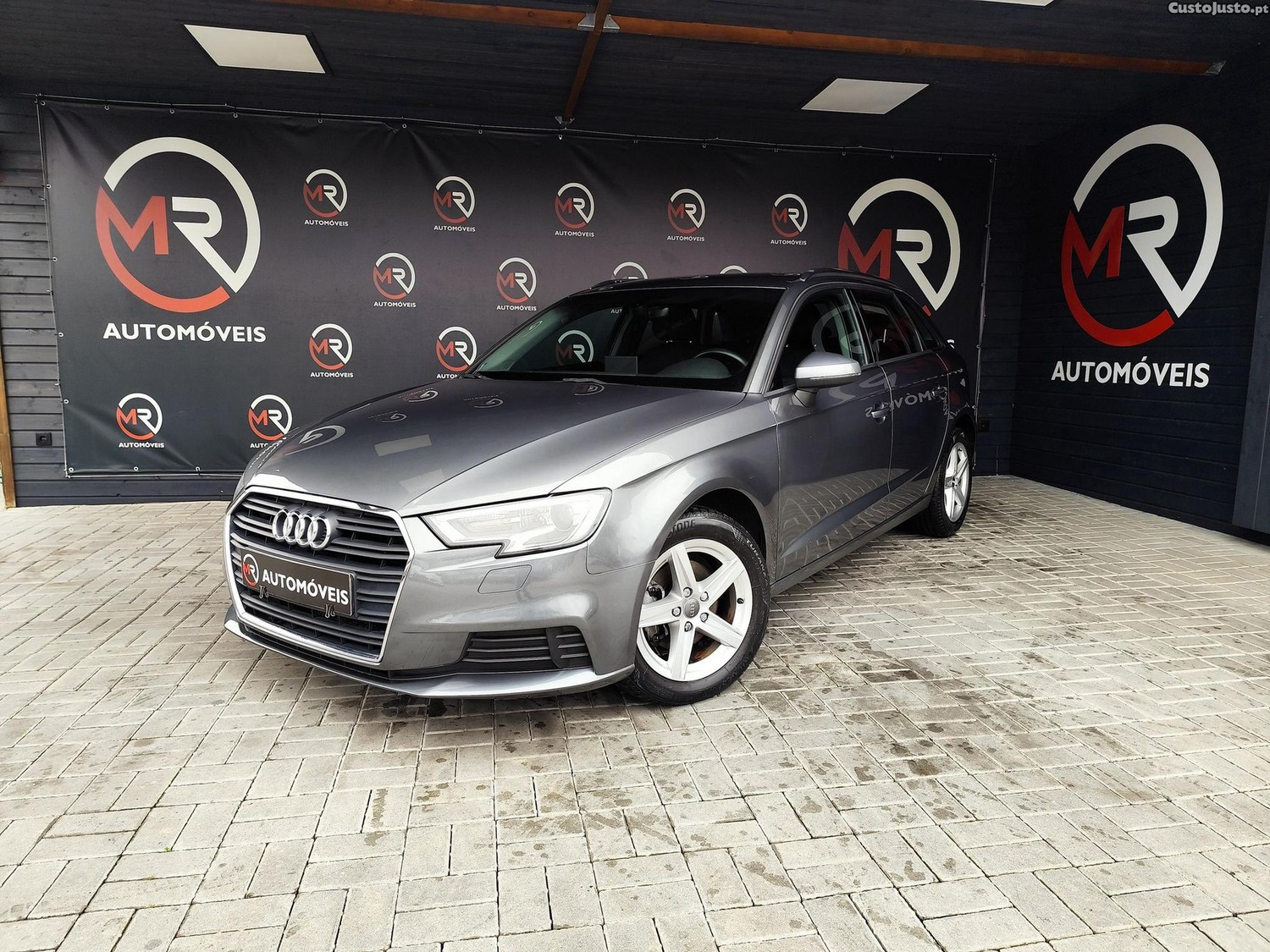 Audi A3 Sportback 1.6 TDI Sport - 17 — photo 2