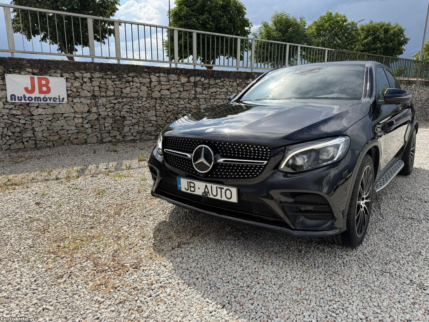 Mercedes-Benz GLC 250 d Coupé AMG Line 4-Matic - 17 — photo 2