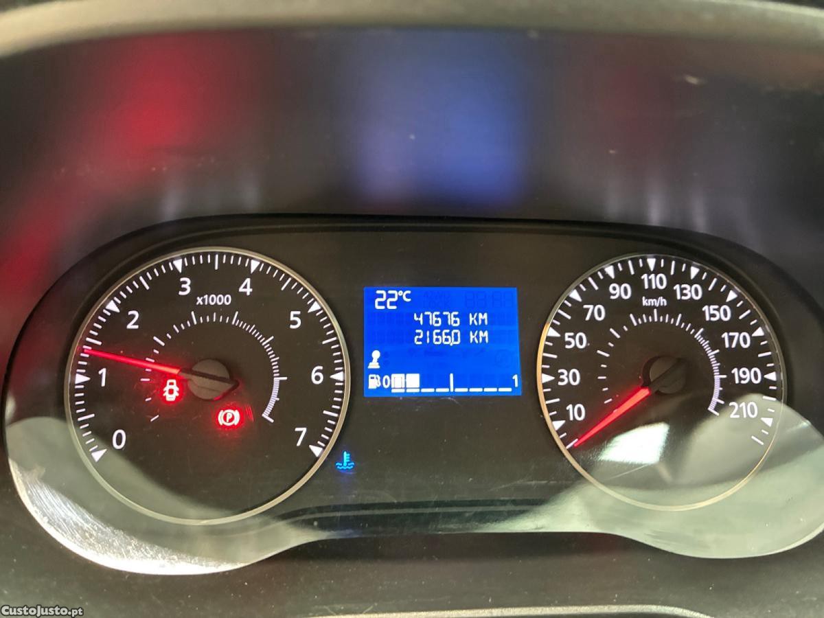 Dacia Duster 1.0 TCe ECO-G Essential Bi-Fuel — fotografia 3
