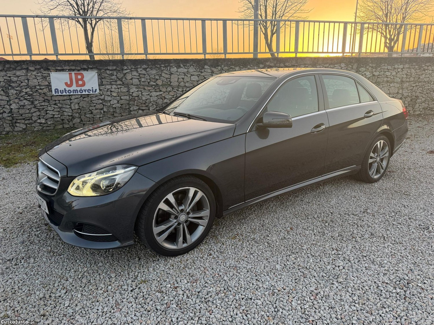 Mercedes-Benz E 300 BLUETEC Hybrid Avantgarde - 13