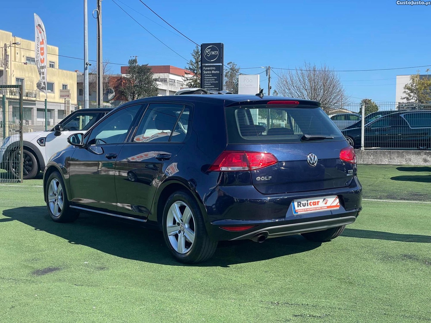 Volkswagen Golf 1.2 Tsi BlueMotion Confortline — fotografia 6