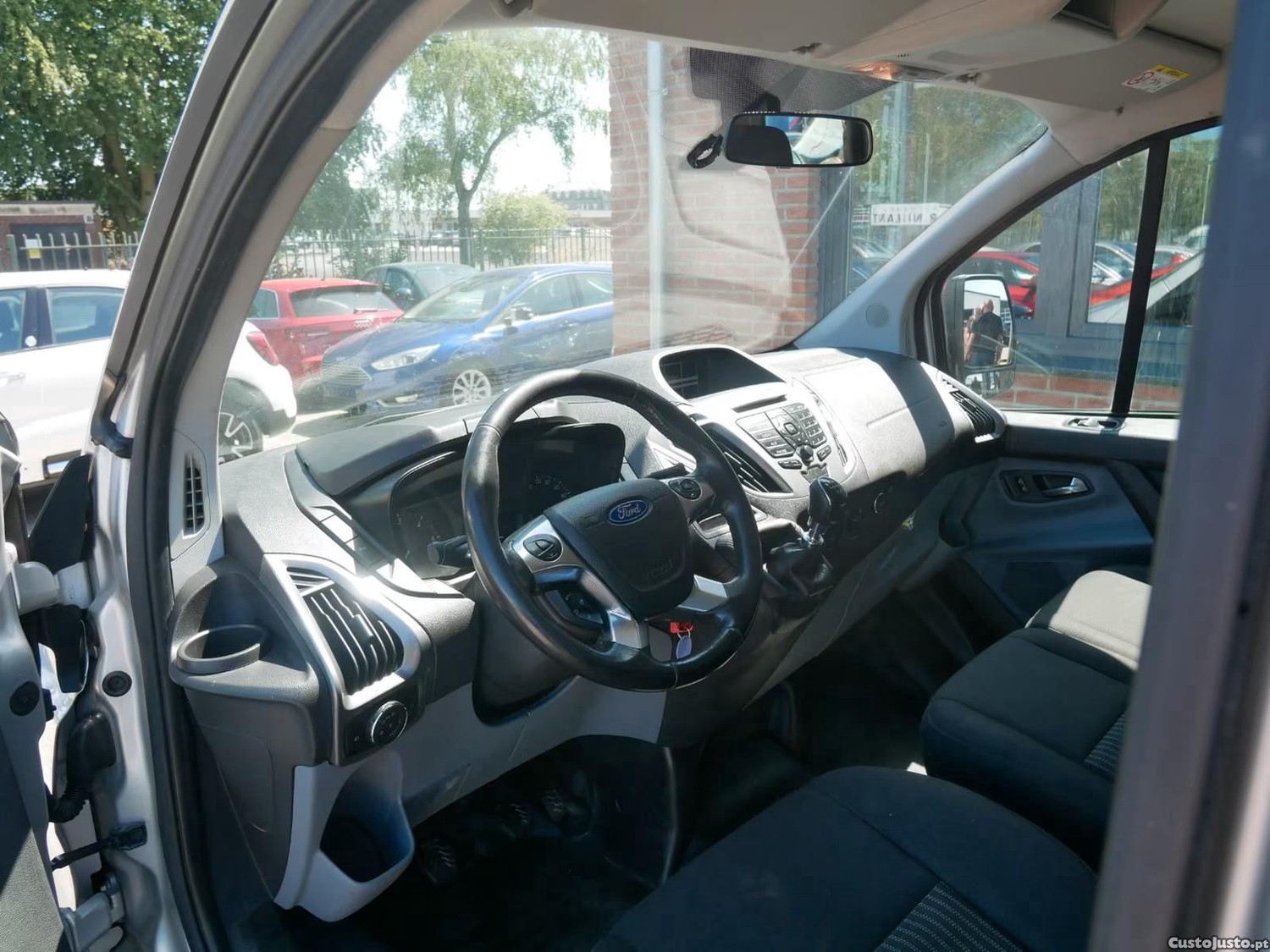 Ford Transit Custom L2 2.0 Station Wagon - 16 foto 4