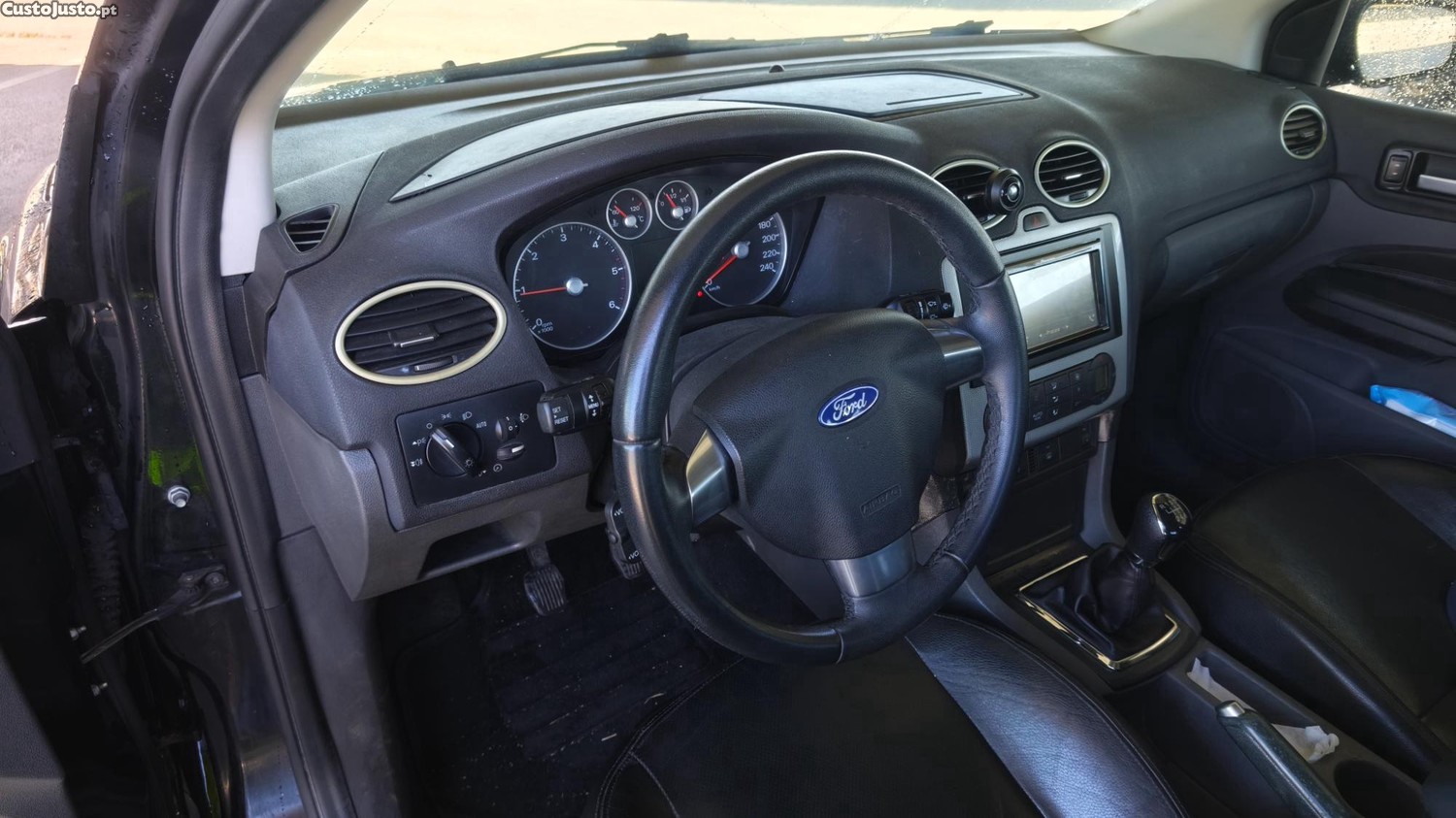 Ford Focus 2000 tdci 136 cavalos — fotografia 8