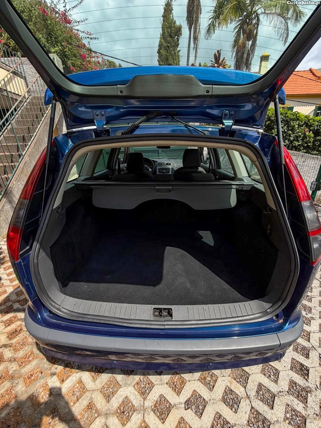 Ford Focus SW 1.6 TDCi S — photo 3