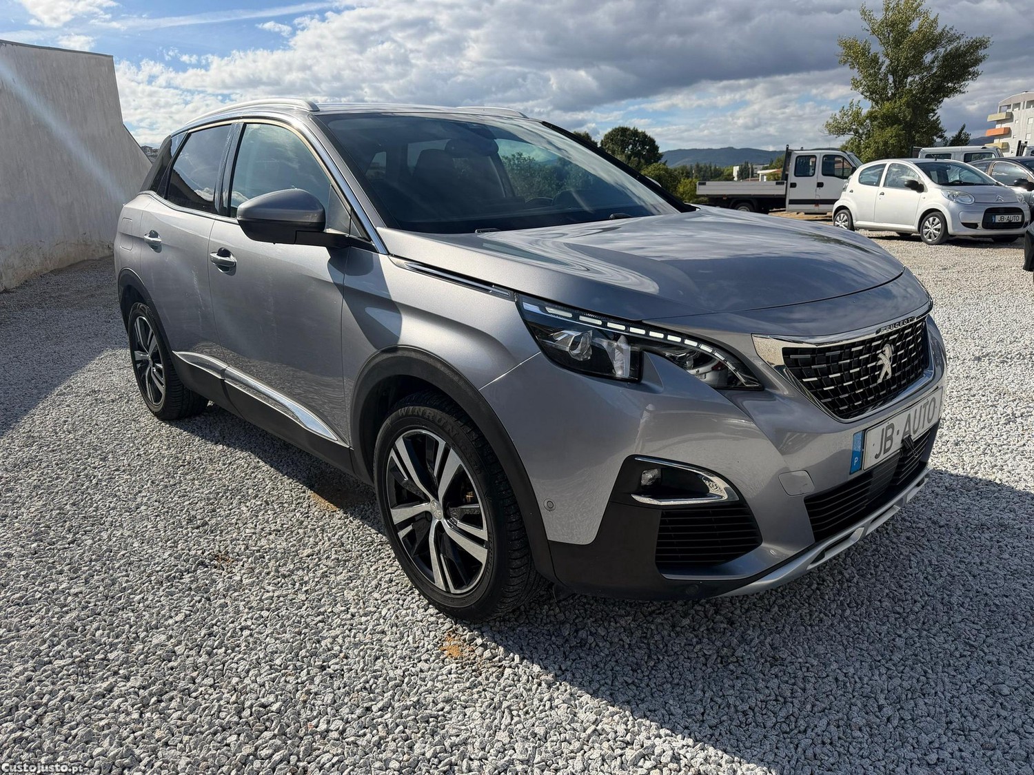 Peugeot 3008 1.6 BlueHDi Allure EAT6 - 17 — photo 3