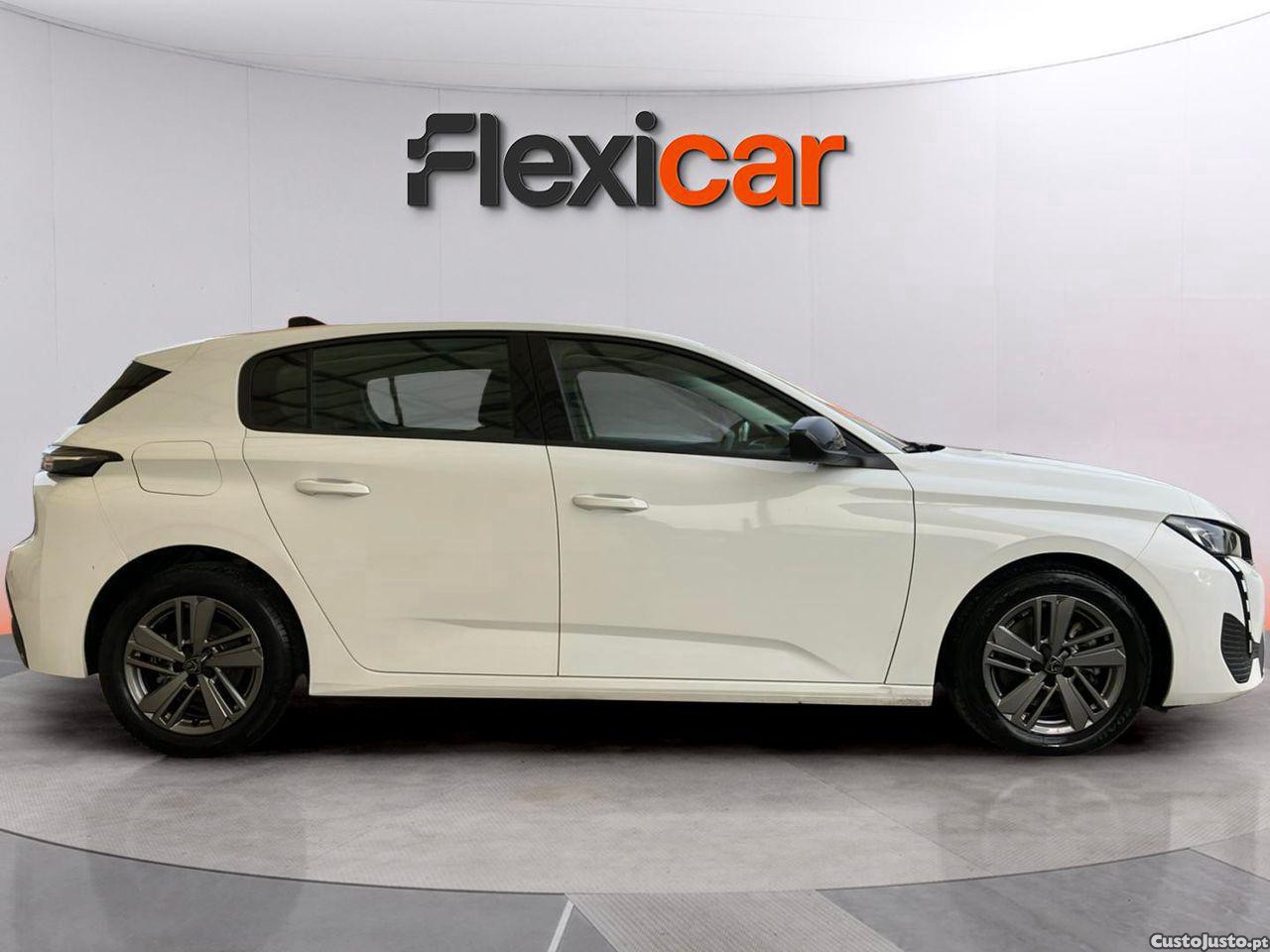 Peugeot 308 1.5 BlueHDi Active Pack — fotografia 17