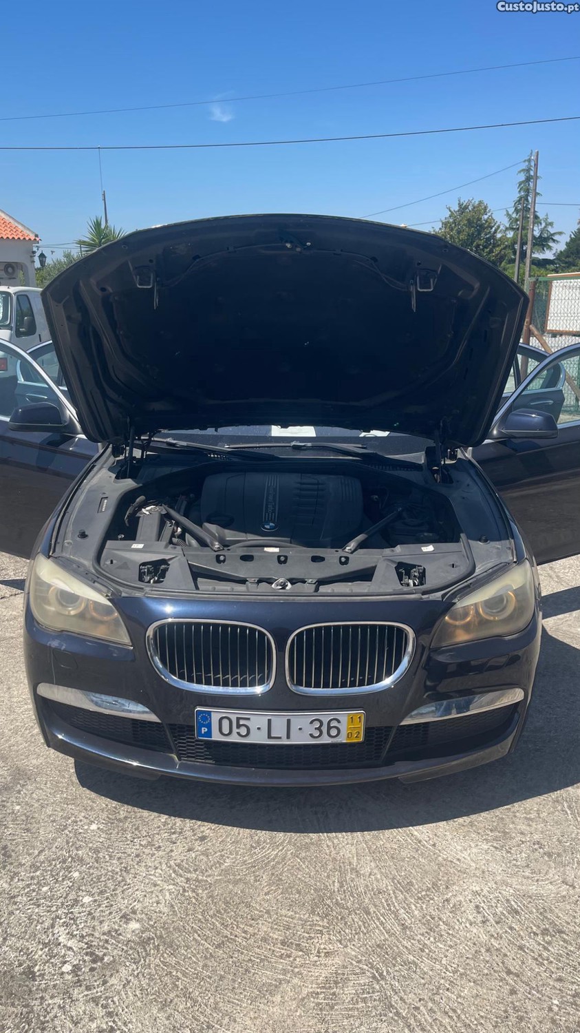 BMW 740 Pack M — fotografia 4