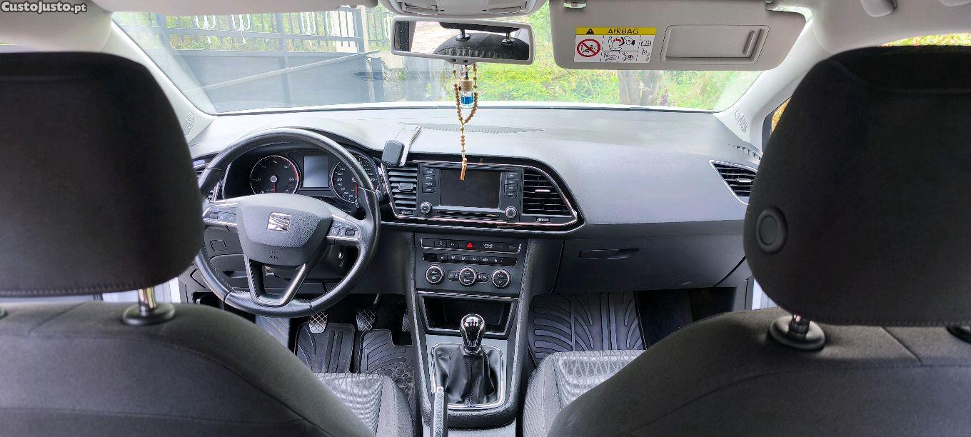 SEAT Leon Style 2.0 TDi 150cv - com extras — fotografia 8