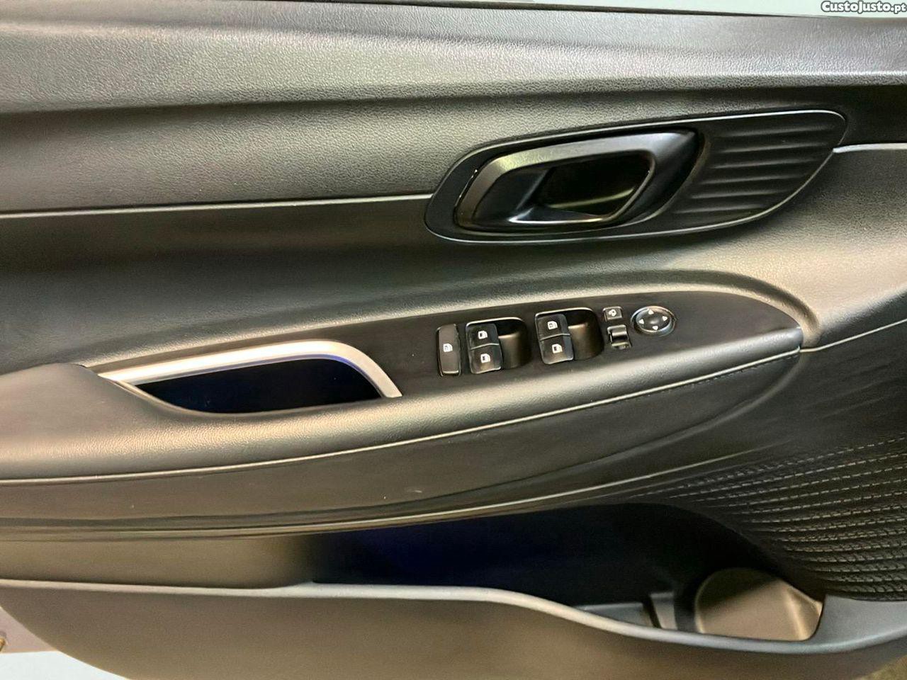 Hyundai i20 1.0 T-GDI Style Plus — fotografia 4