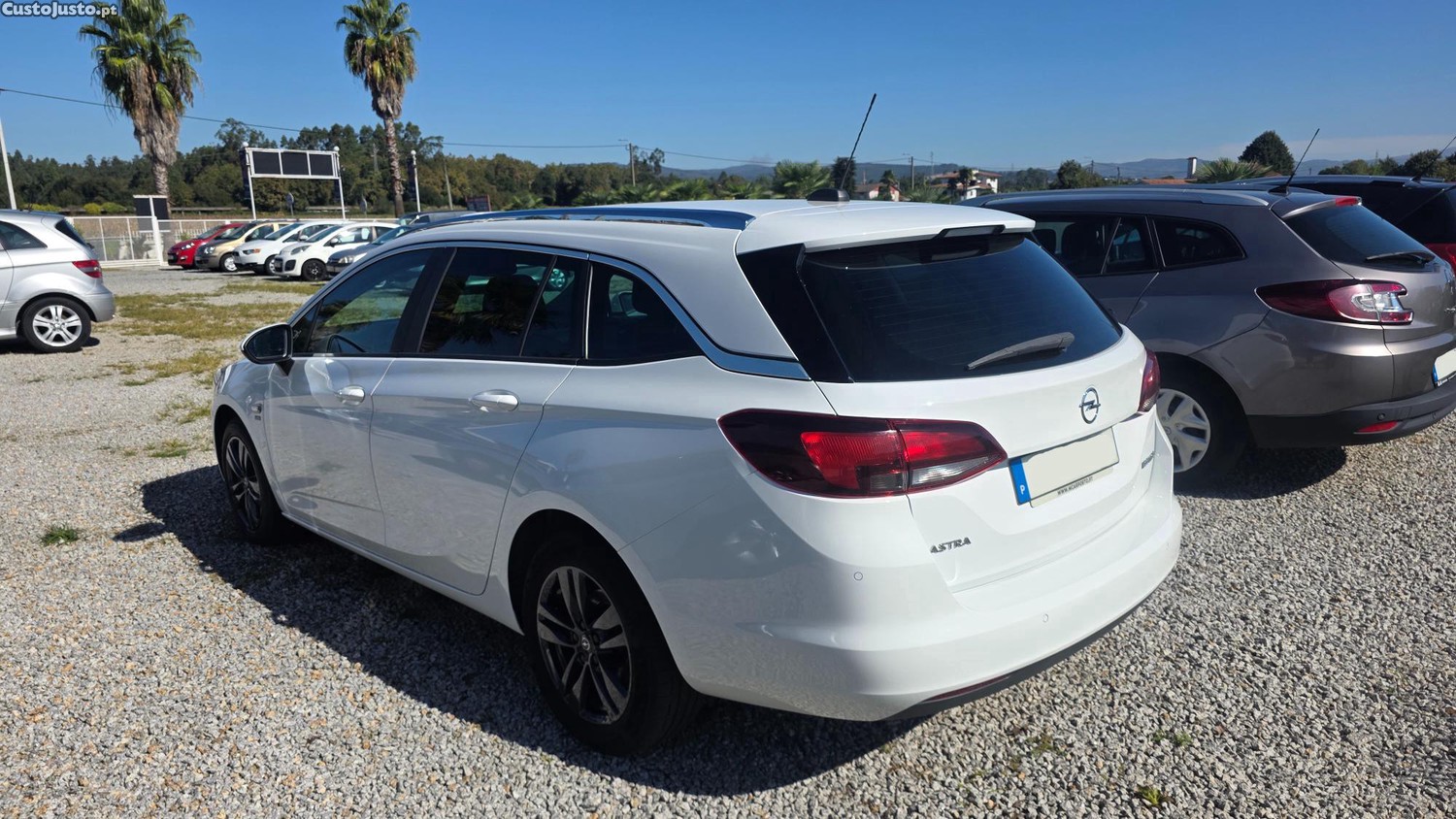 Opel Astra K Sports Tourer 1.6d 110cv — photo 2