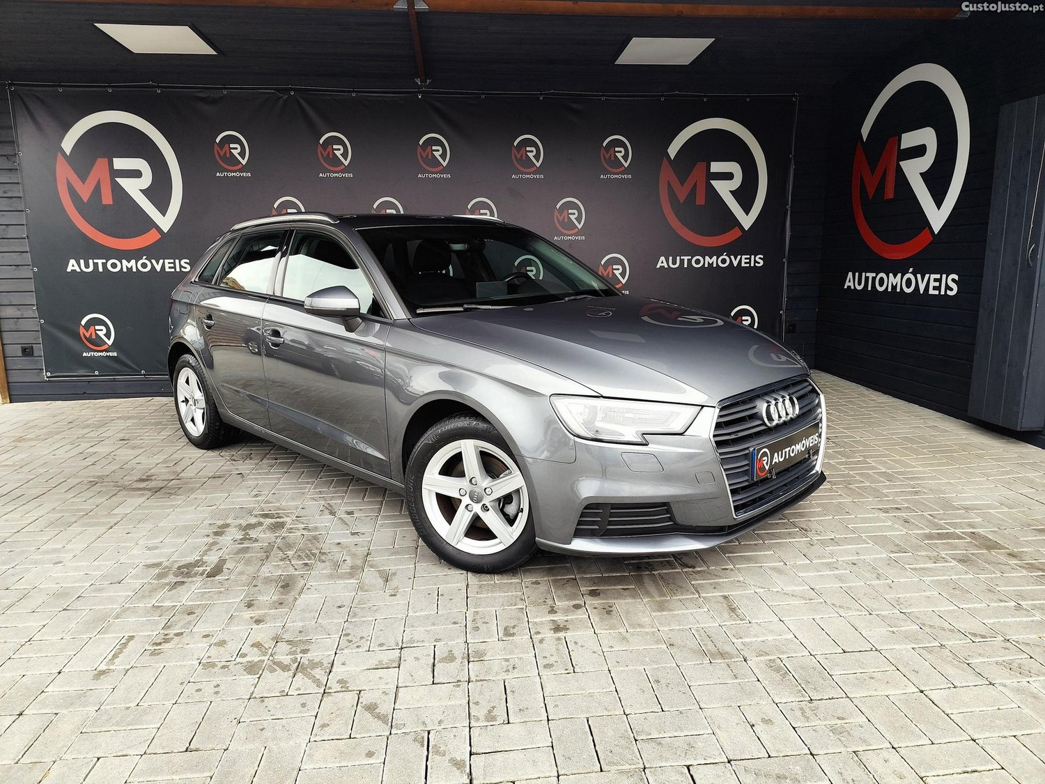 Audi A3 Sportback 1.6 TDI Sport - 17 — photo 4