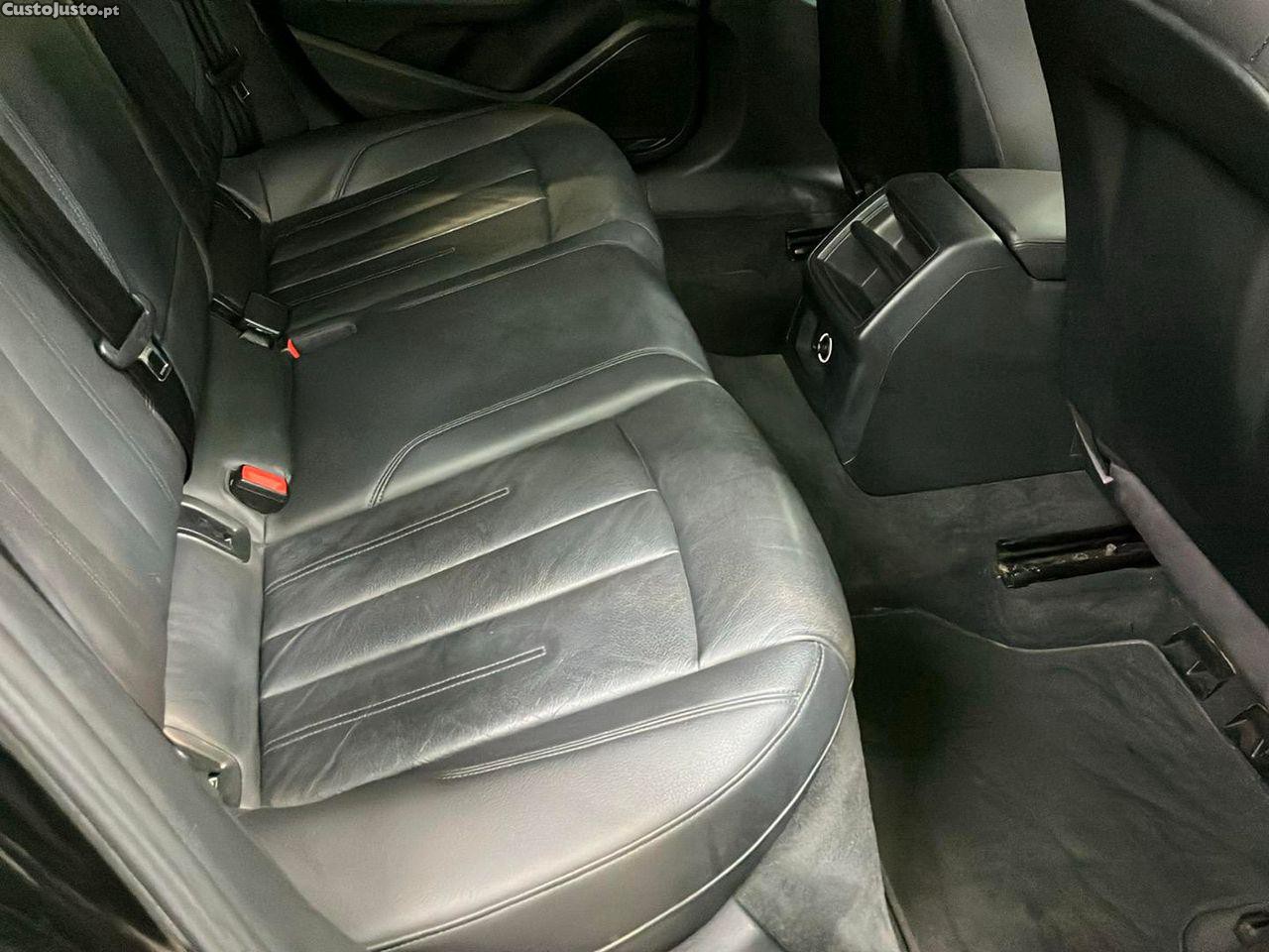 Audi A4 2.0 TDI Advance — fotografia 7