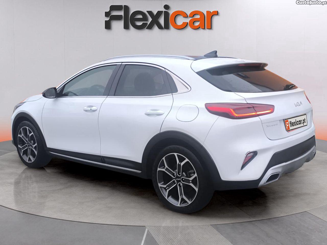 Kia XCeed 1.0 T-GDI Drive — fotografia 13