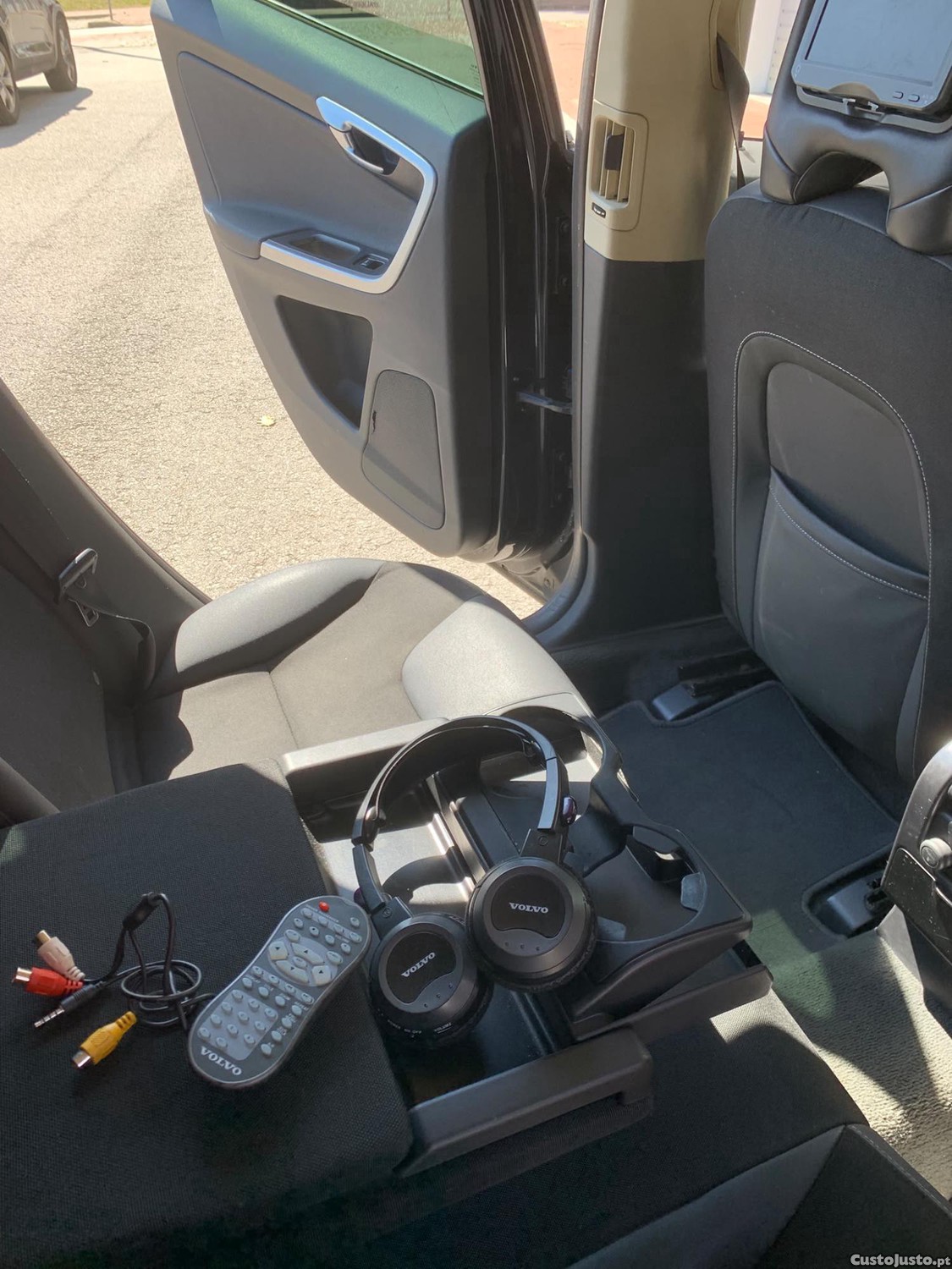 Volvo XC60 2.0 — photo 4