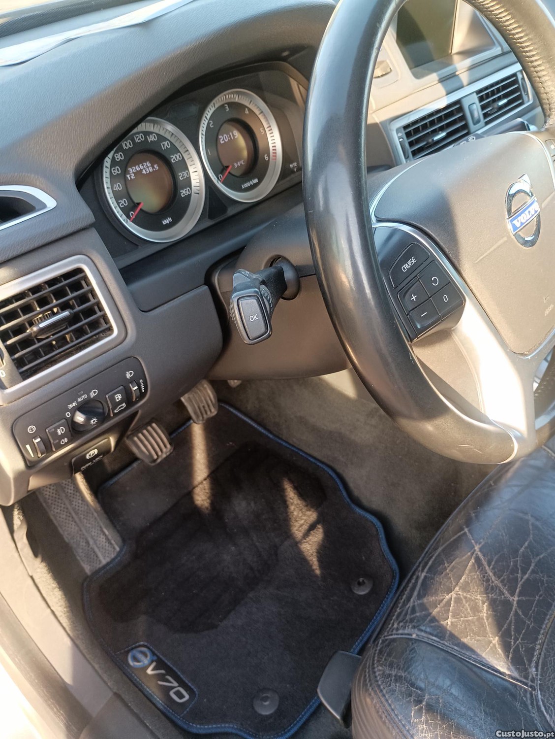 Volvo V70 D4 SUMMUM 2.0 — fotografia 3