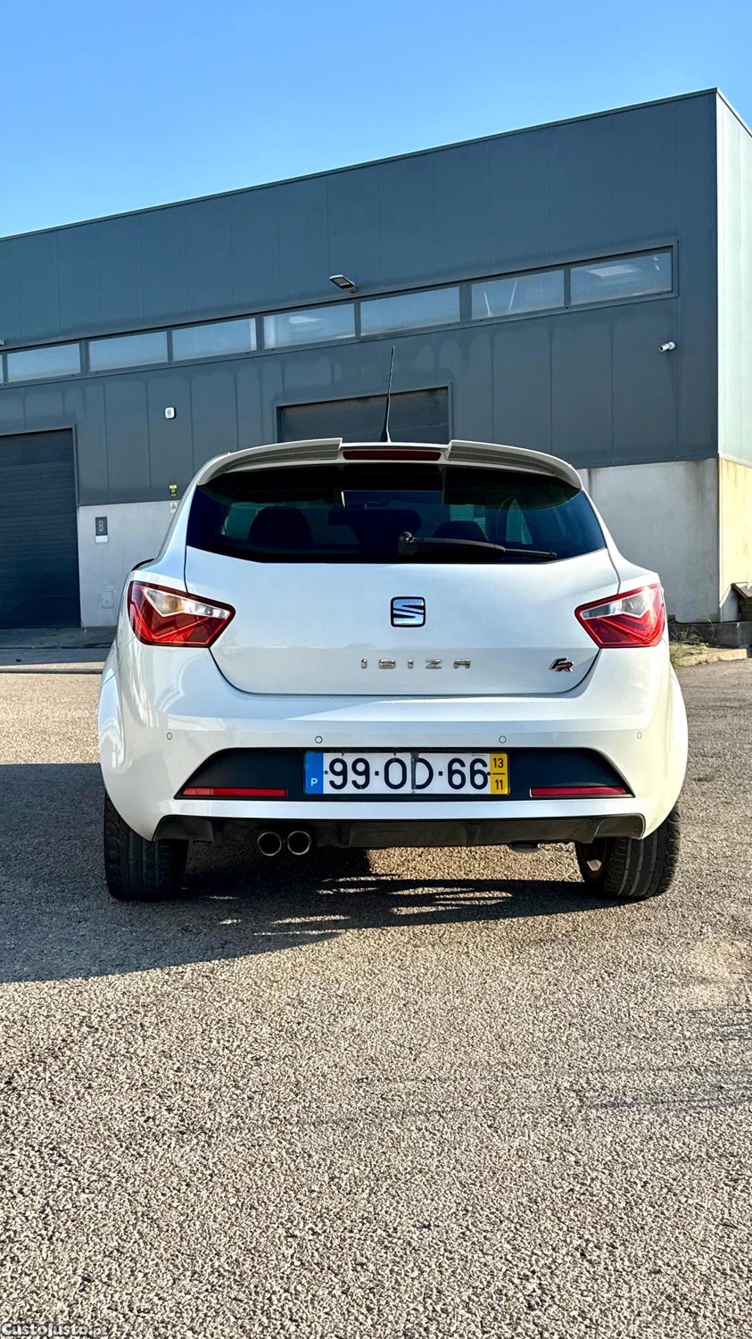 Seat Ibiza 1.6 TDI FR — photo 3