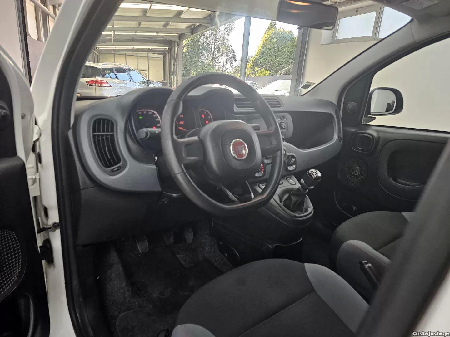 Fiat Panda 0.9 8v twinair city cross 4x4 — fotografia 11