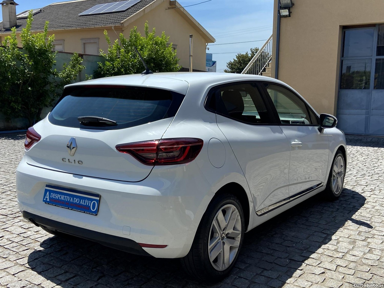 Renault Clio 1.5 BlueDci INTENSNACIONAL — fotografia 5