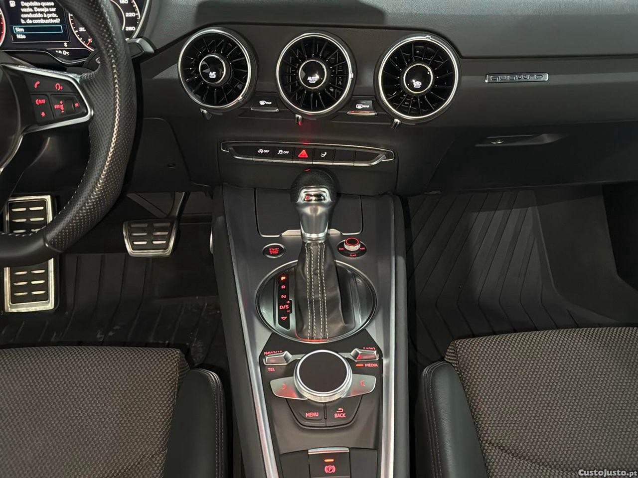 Audi TT Coupé 2.0 TFSI S-line S tronic — fotografia 6