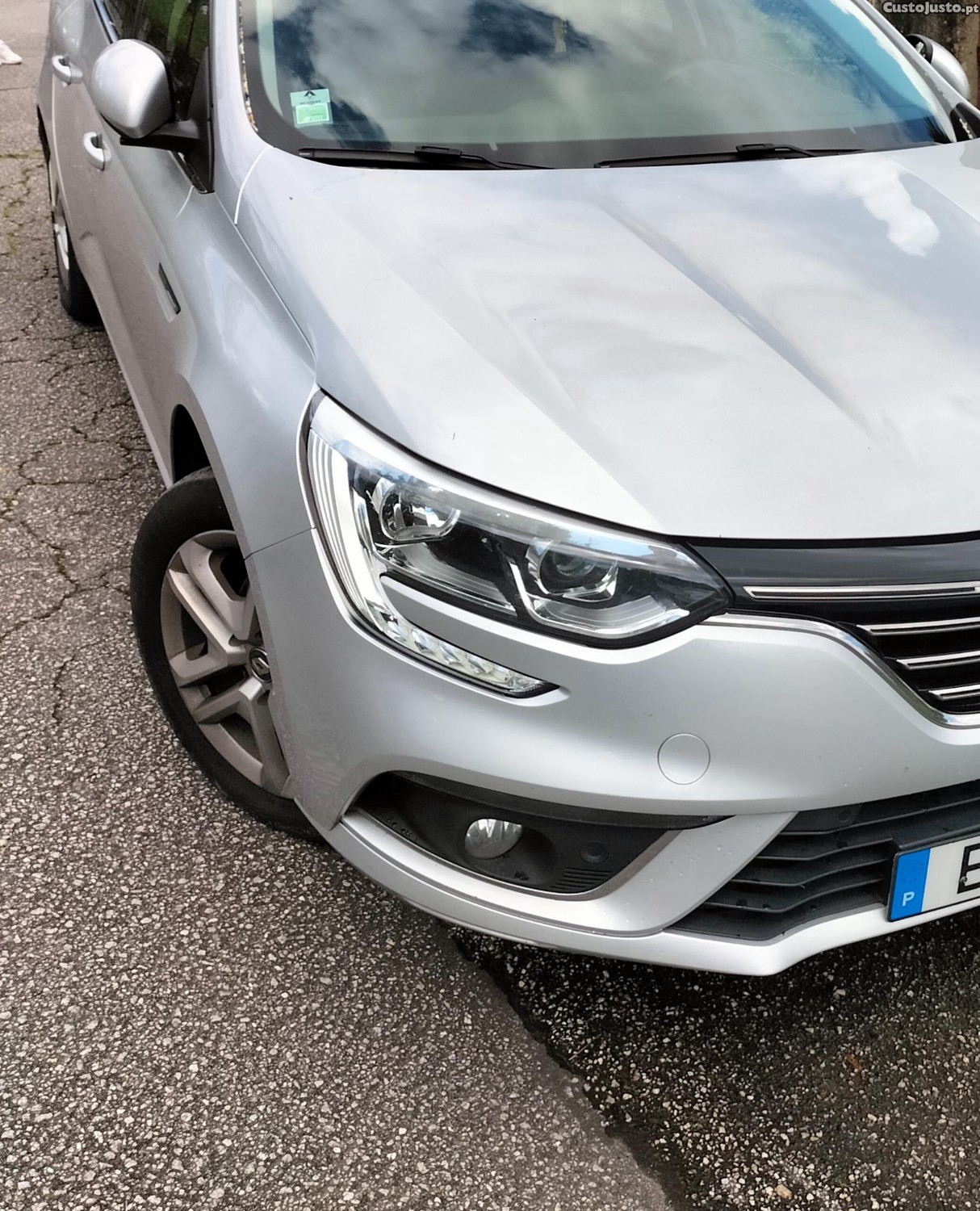 Renault Mégane Sport Tourer - 18 foto 2