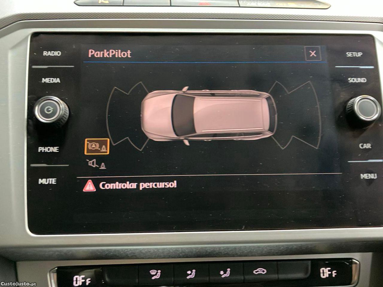 Volkswagen Passat 1.6 TDI Confortline — fotografia 10