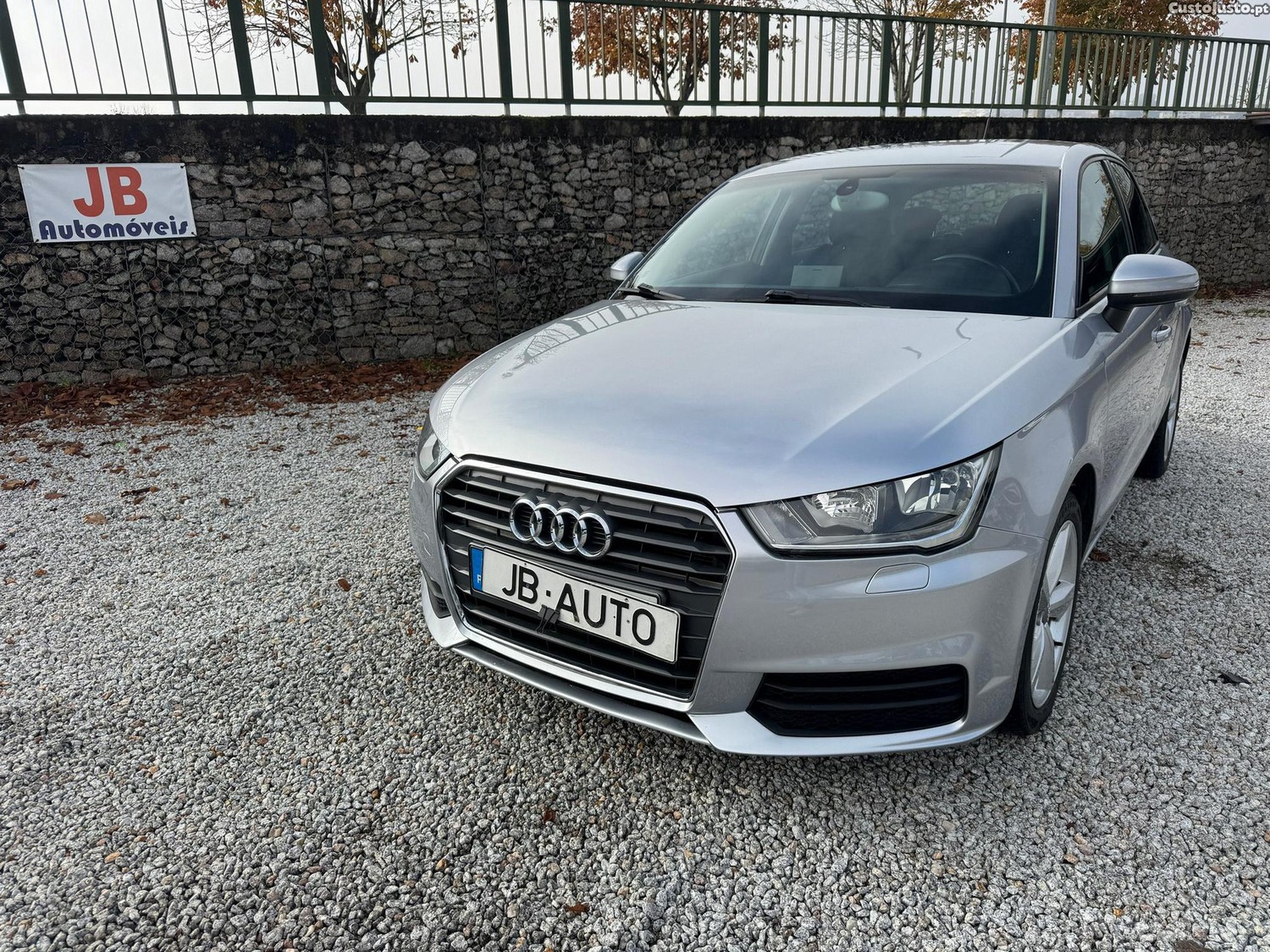 Audi A1 Sportback 1.4 TDI Sport - 16 — photo 2