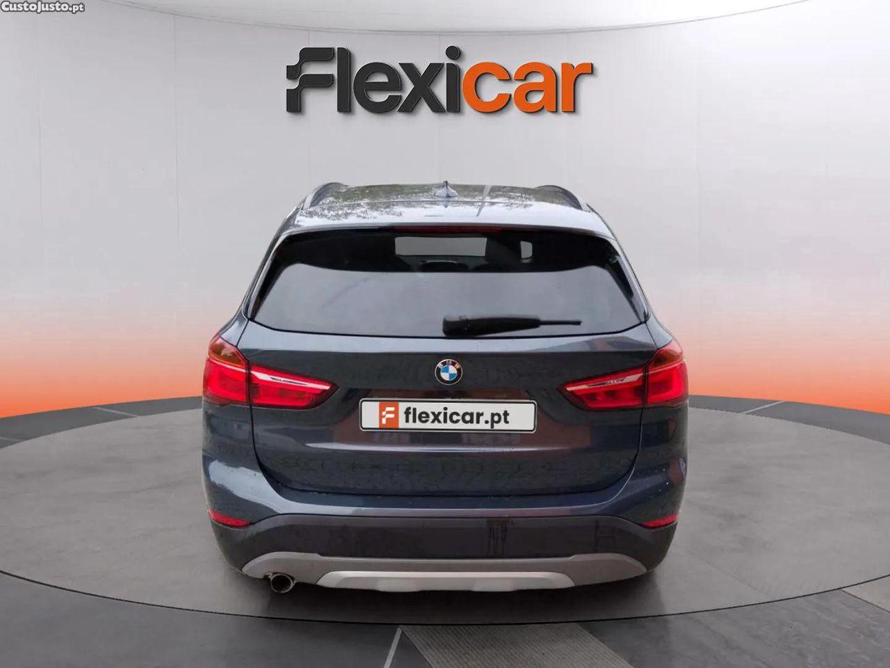 BMW X1 16d sDrive Auto — fotografia 16