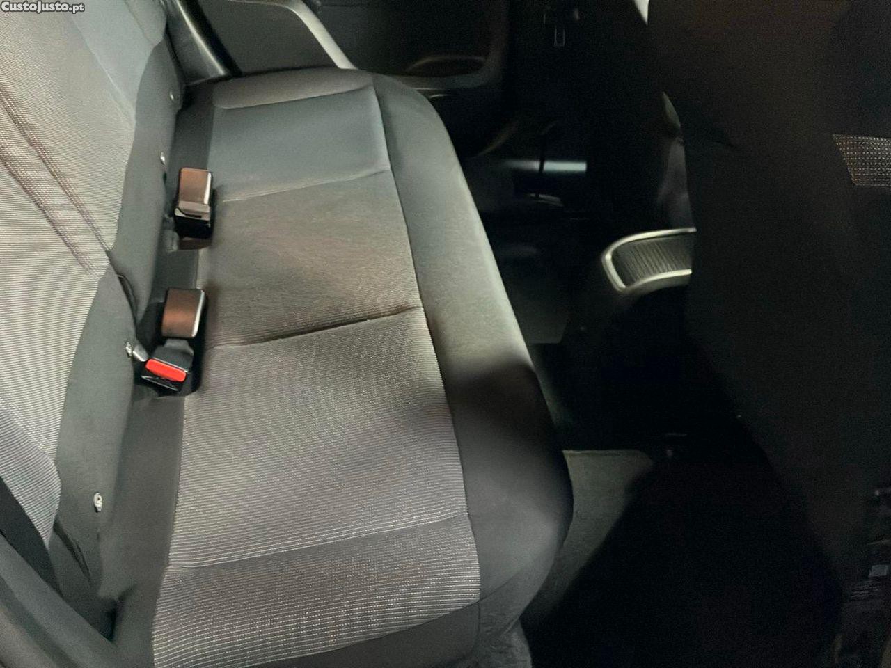 Citroën C3 1.5 BlueHDi Shine — fotografia 7