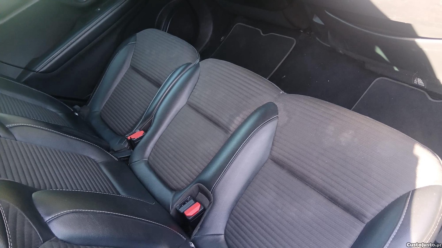 Renault Grand Scénic 1.6 DCI Bose Edition EDC SS — fotografia 5