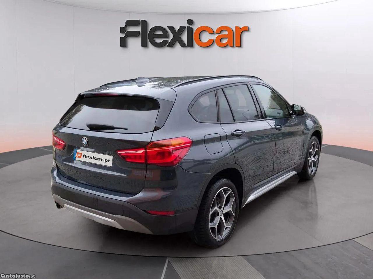 BMW X1 16d sDrive Auto — fotografia 18