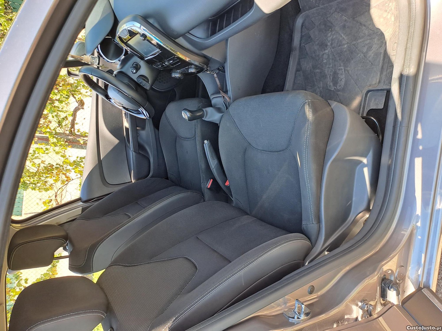 Renault Clio IV — fotografia 4