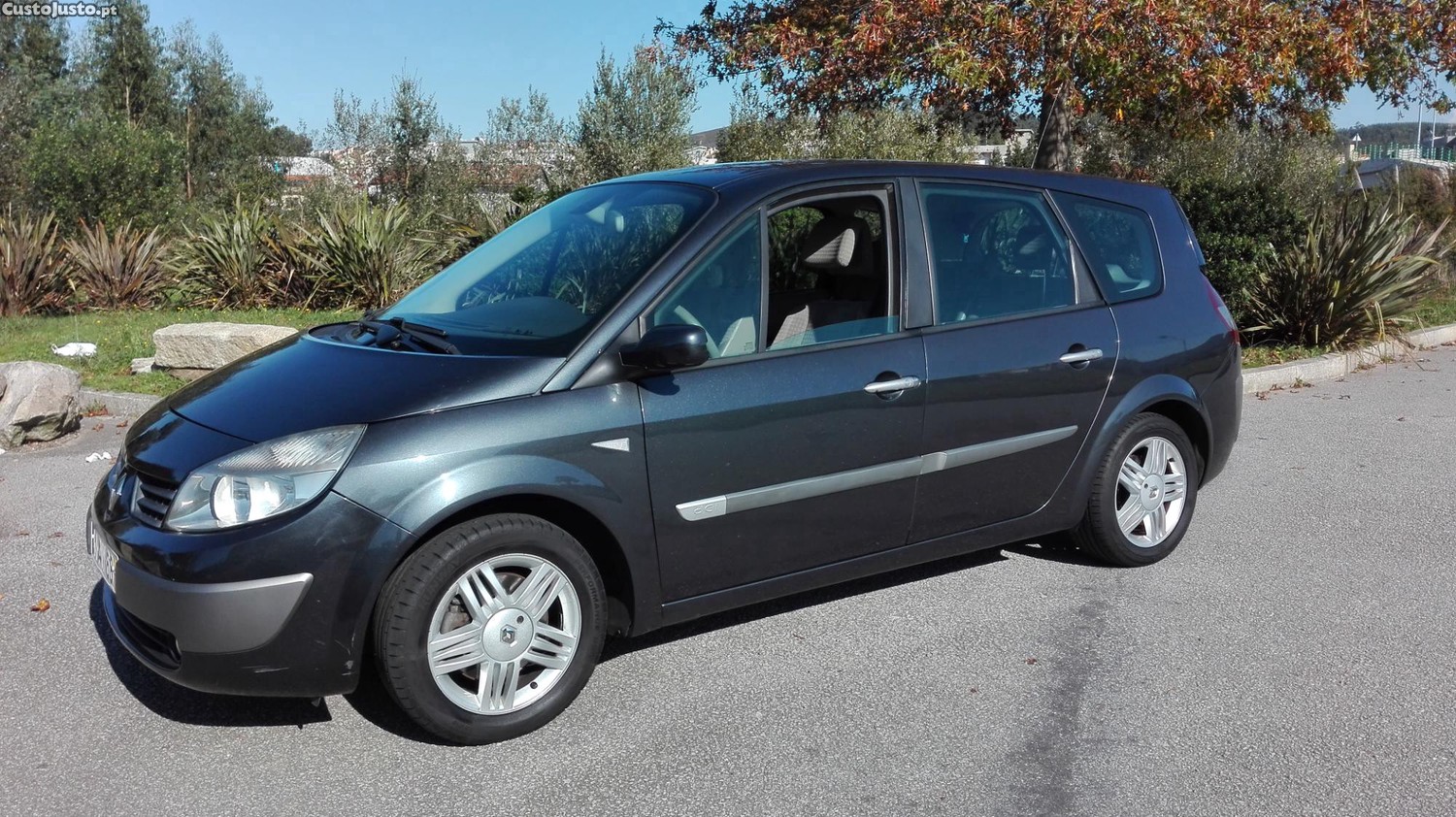 Renault Grand Scénic Renault Grand Scénic 1.5 dci Privilége - 05 foto 4