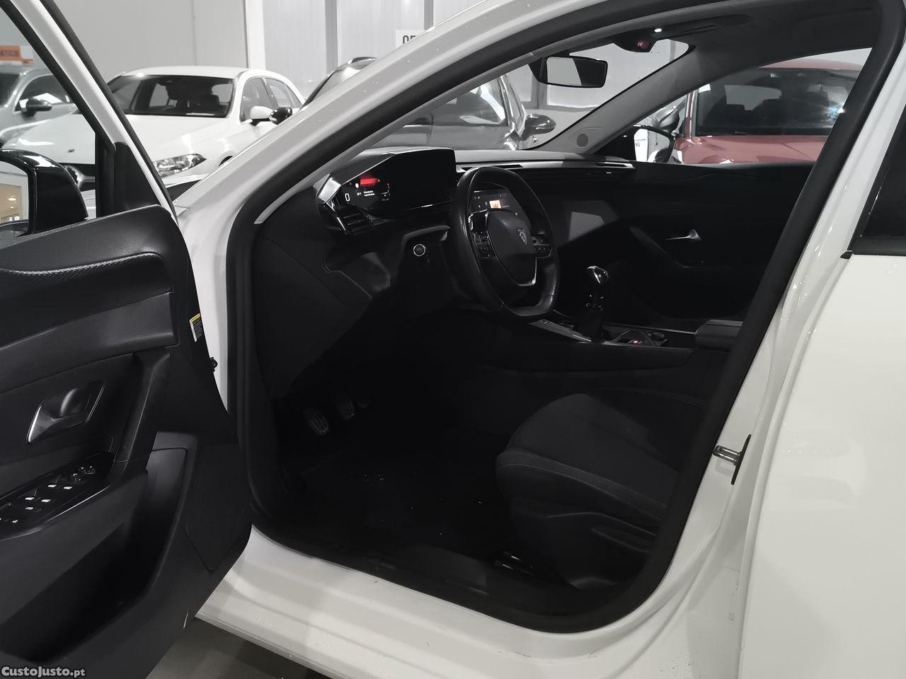 Peugeot 308 1.5 BlueHDi Active Pack — fotografia 8
