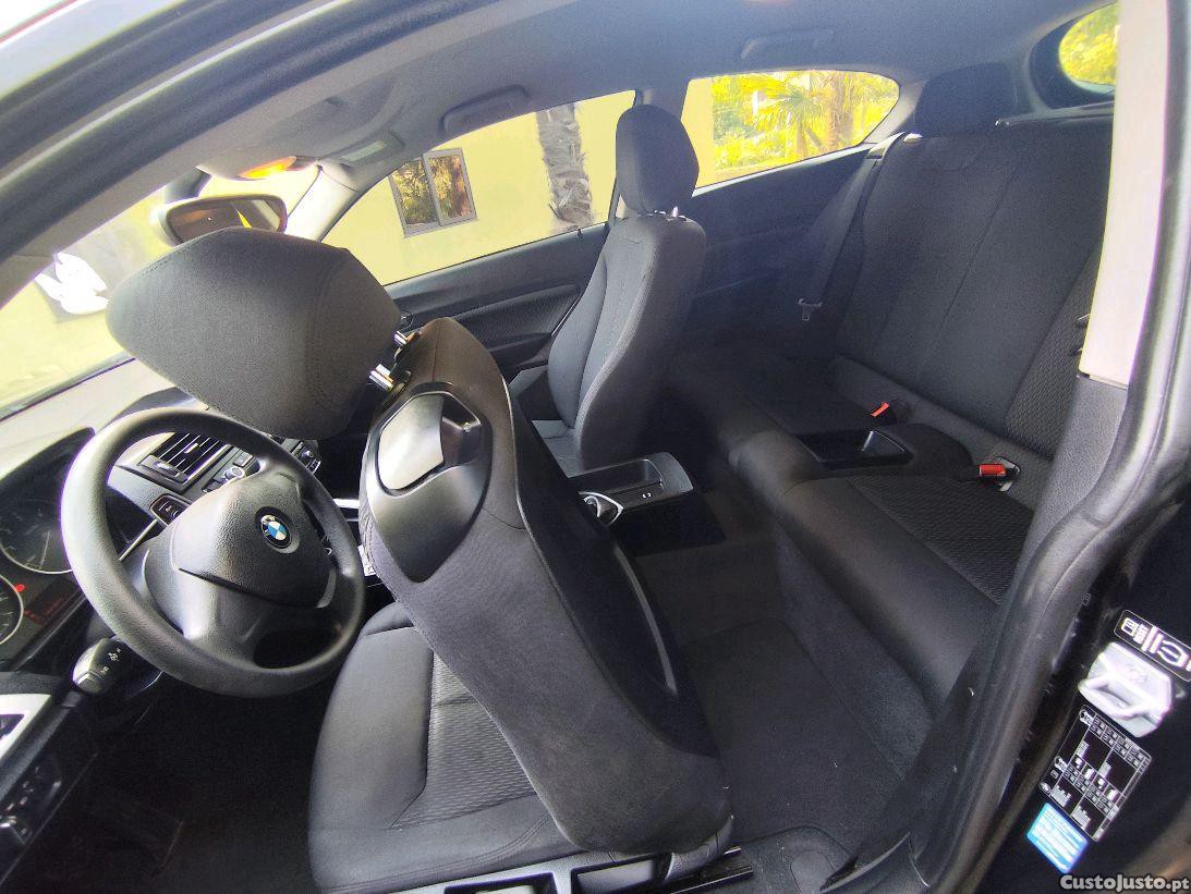 BMW 116 3 portas — fotografia 8