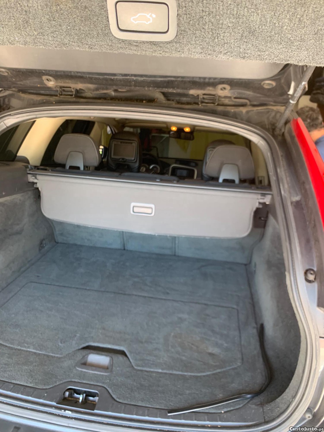 Volvo XC60 2.0 — photo 3